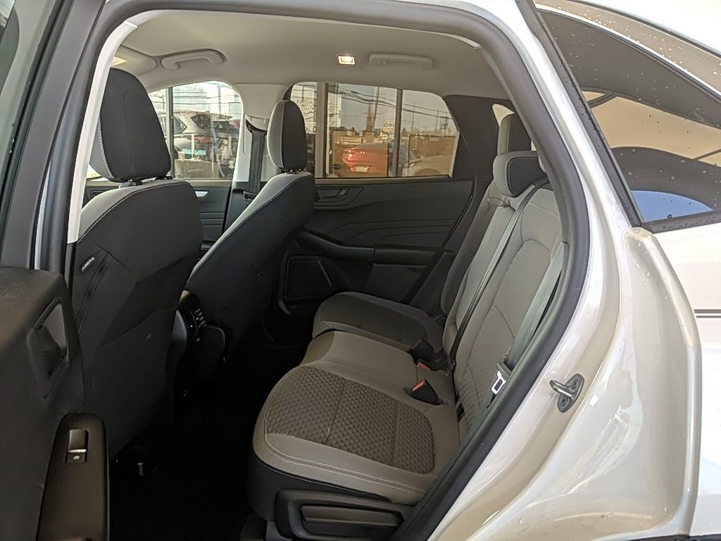 Used 2022 Ford Escape SE w/ Convenience Package image 14