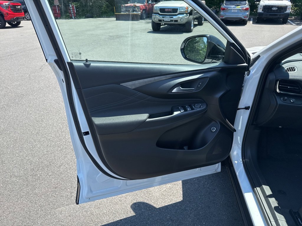 New 2026 Buick Envista Sport Touring w/ Convenience I Package FWD image 19