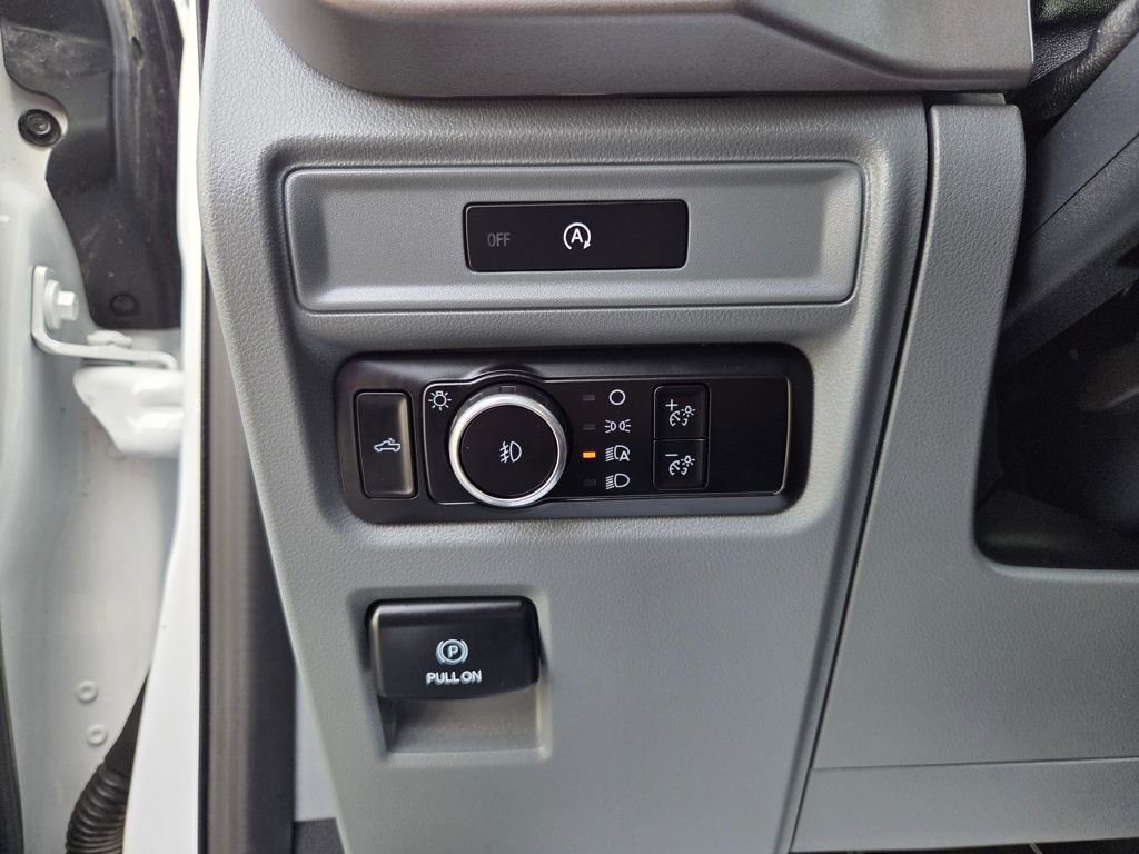 Used 2025 Ford F150 XLT w/ Equipment Group 301A Standard image 12