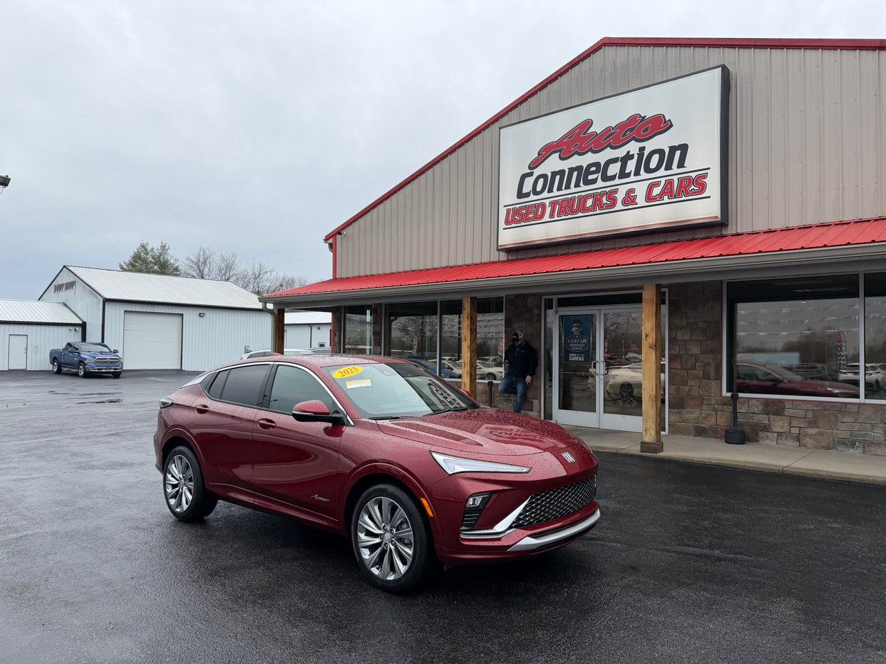 Used 2025 Buick Envista Avenir image 2