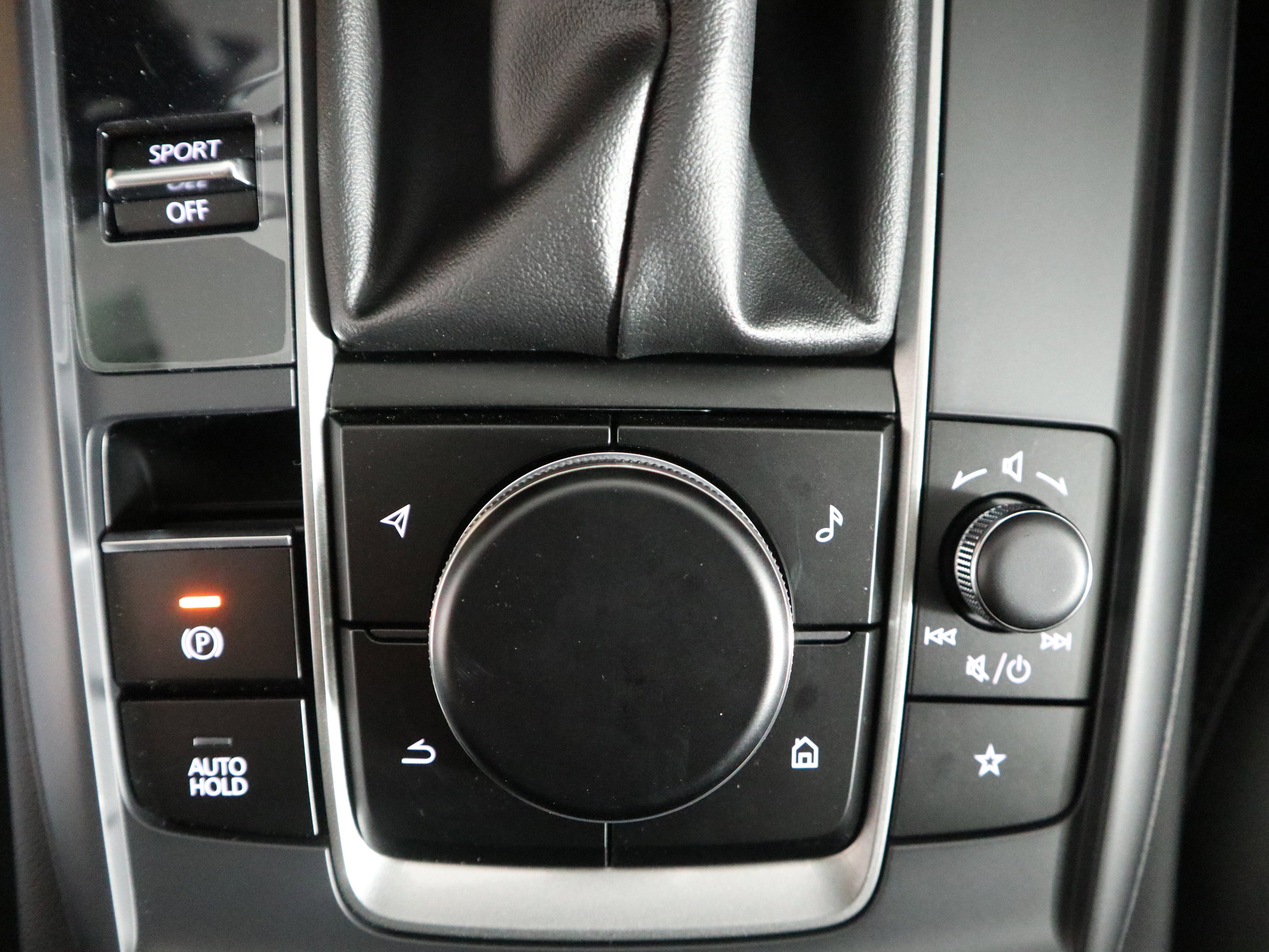 New 2026 MAZDA CX-30 AWD 2.5 S w/ Select Sport Pkg image 28