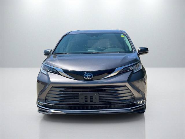 Certified 2023 Toyota Sienna Limited AWD/4WD video 2