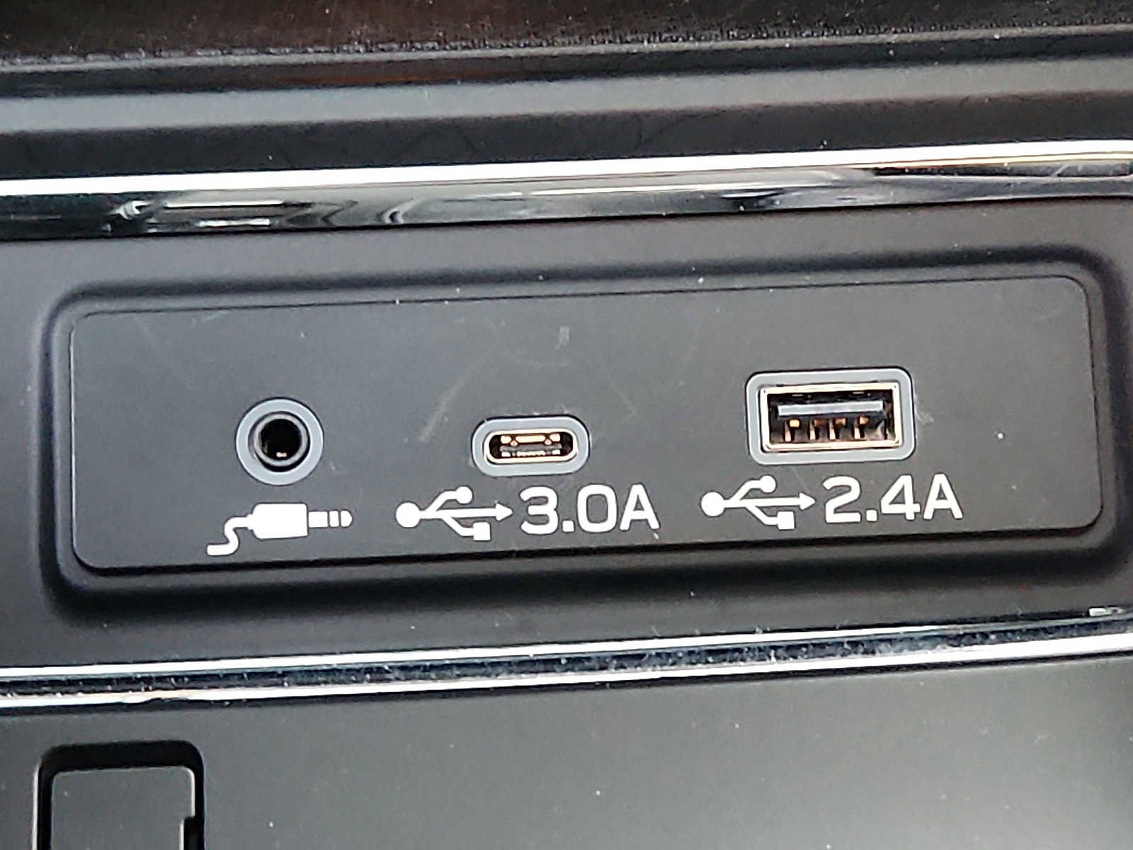 Used 2025 Subaru Ascent Onyx Edition image 24