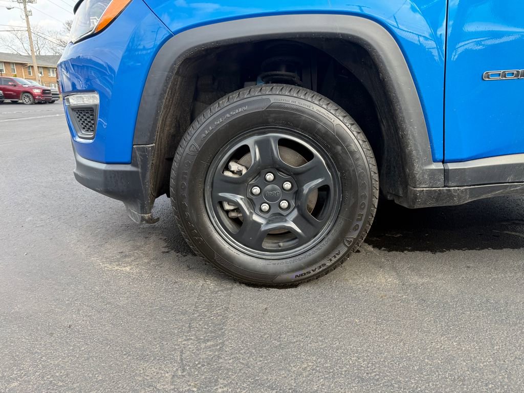 Used 2021 Jeep Compass Sport w/ Cold Weather Group image 9