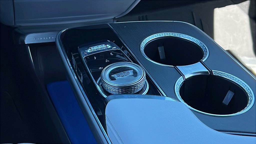 Used 2024 Cadillac Lyriq Luxury image 22