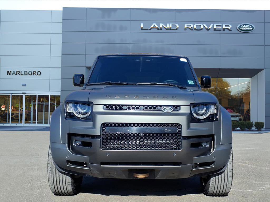 Certified 2025 Land Rover Defender 110 image 8