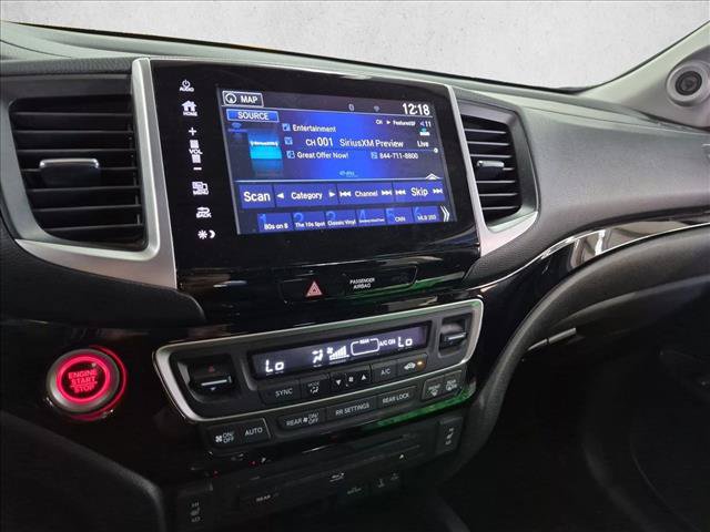 Used 2017 Honda Pilot Touring image 13