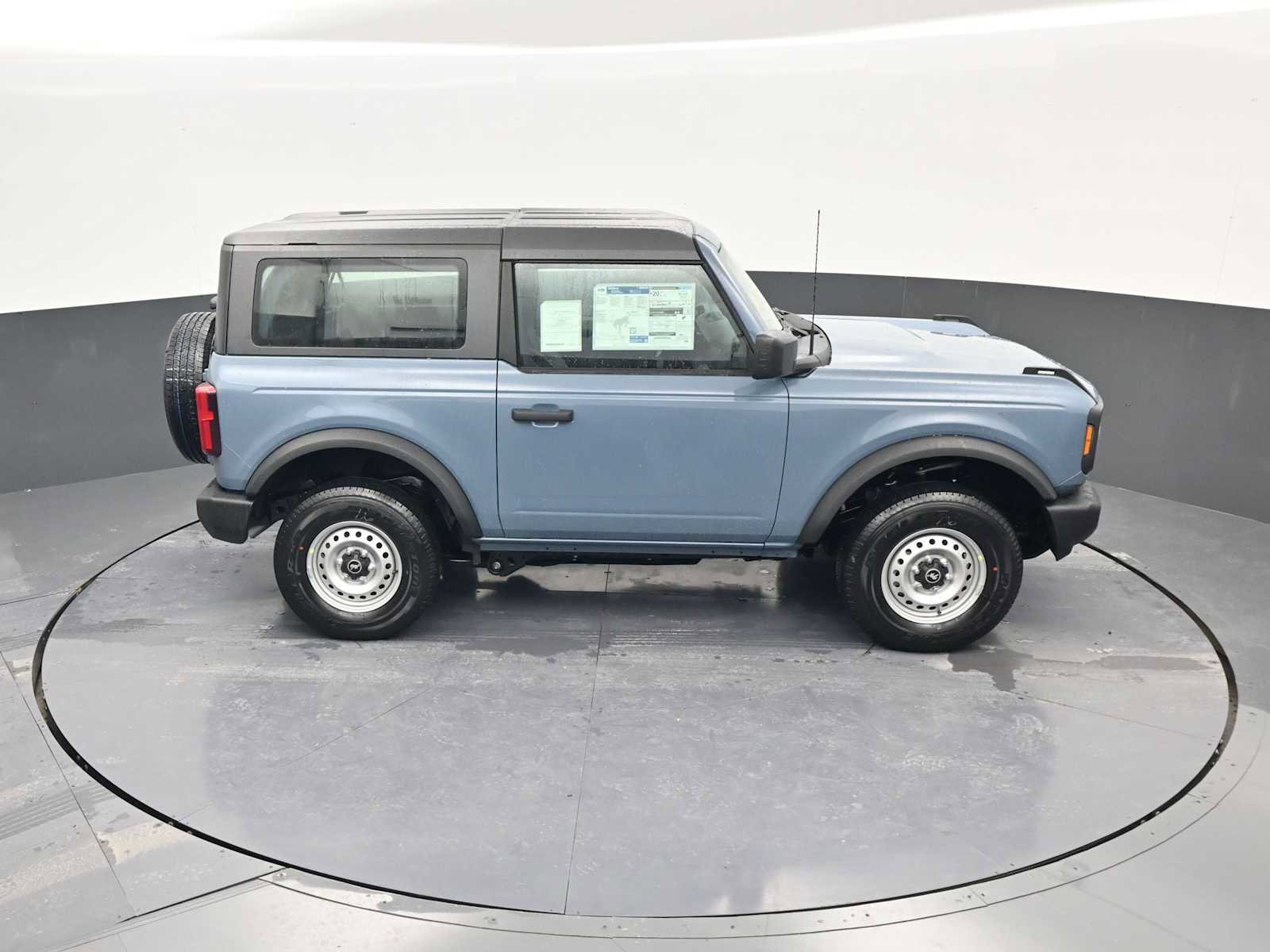 New 2025 Ford Bronco 2-Door image 52