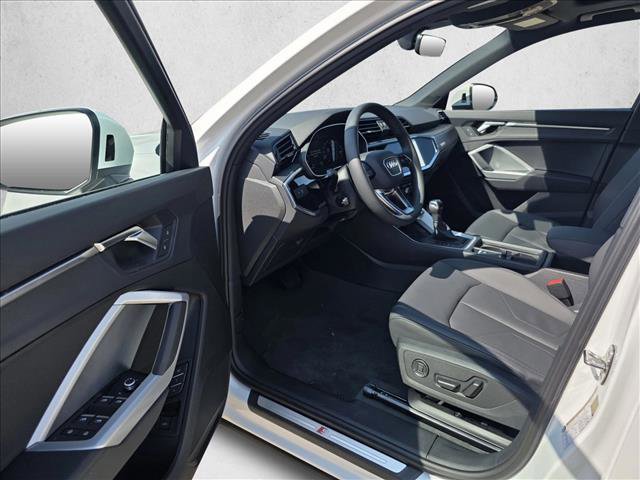 New 2025 Audi Q3 2.0T Premium w/ Convenience Package image 14