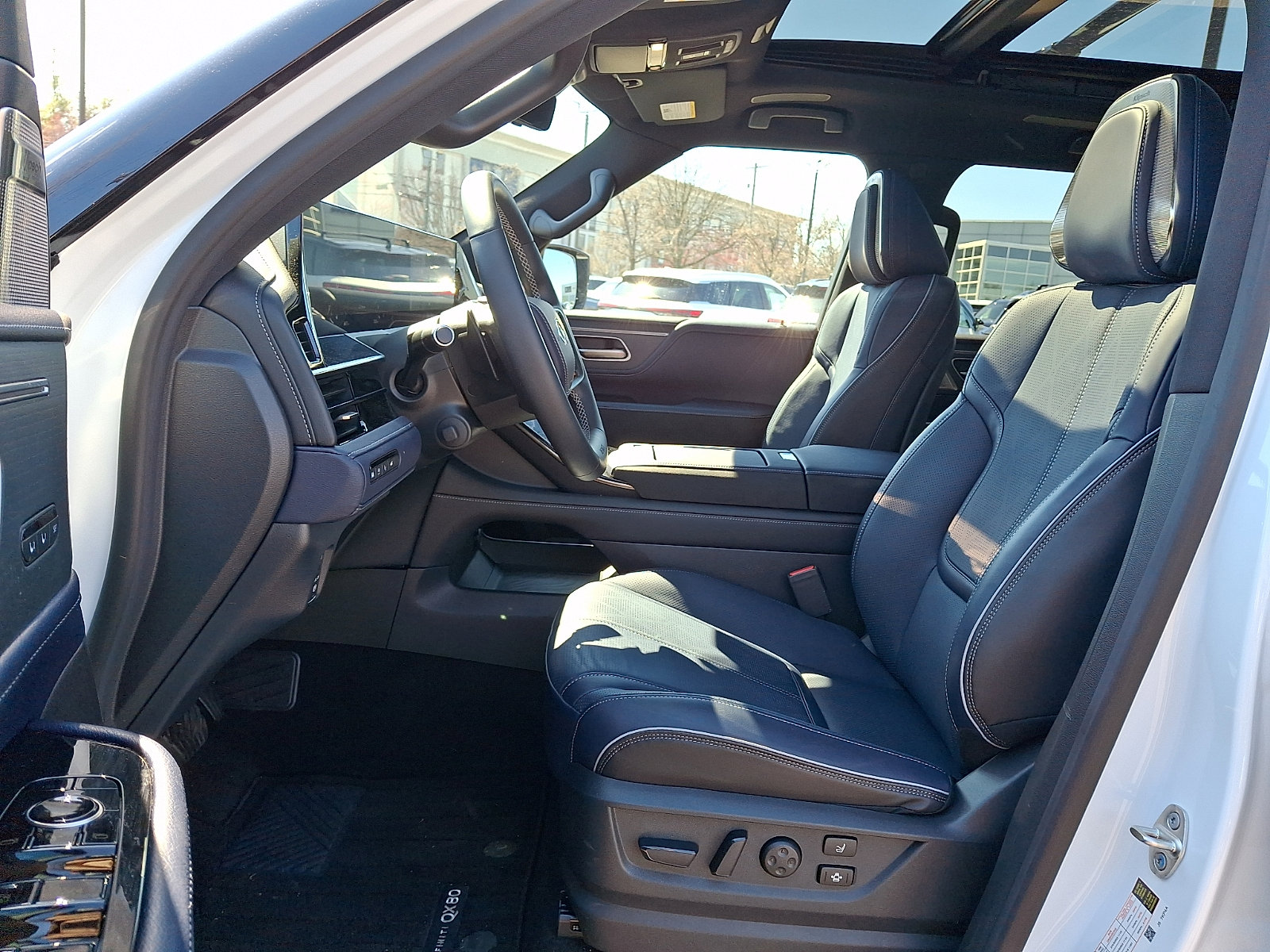 New 2026 INFINITI QX80 4WD w/ Sport Exterior Package image 10