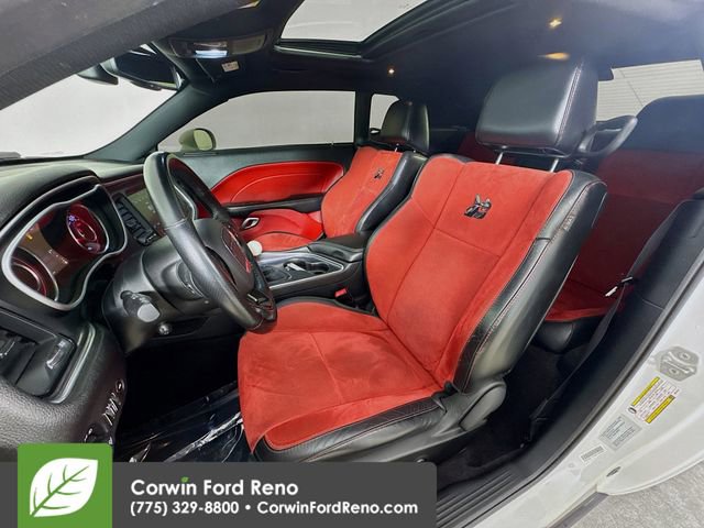 Used 2016 Dodge Challenger R/T Scat Pack w/ Leather Interior Group image 22
