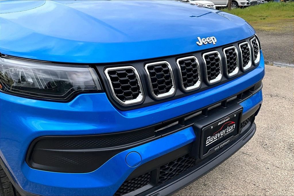 Used 2024 Jeep Compass Sport AWD/4WD image 31