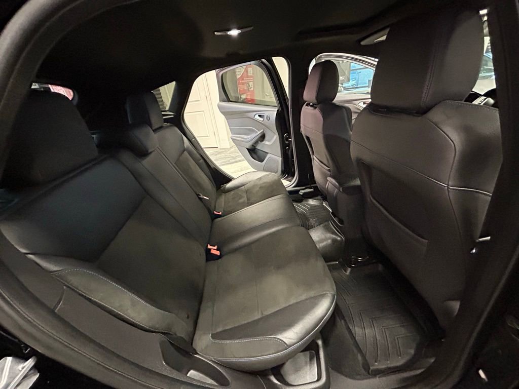 Used 2017 Ford Focus RS image 43