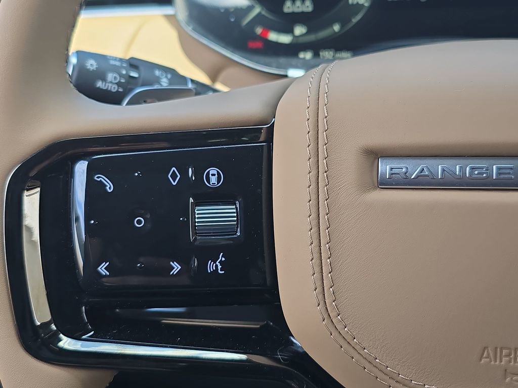 New 2026 Land Rover Range Rover Sport Dynamic SE AWD/4WD image 18