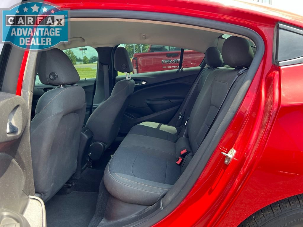 Used 2017 Chevrolet Cruze LS FWD image 17