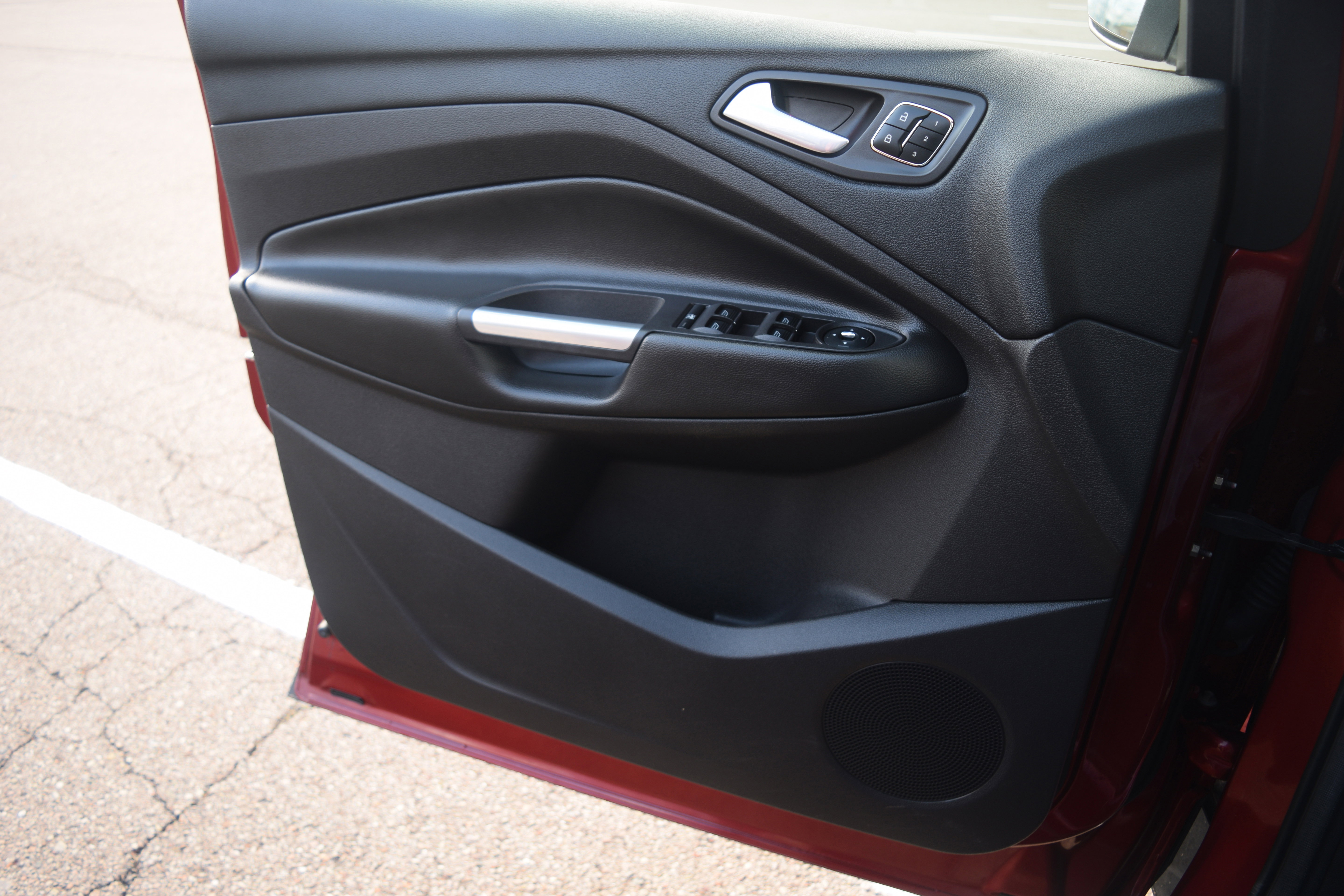 Used 2013 Ford Escape Titanium image 17