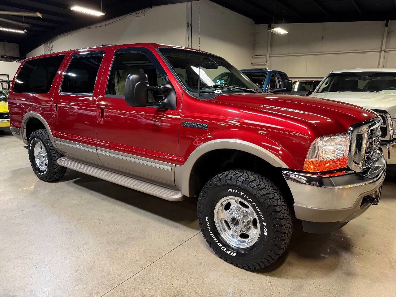 Used 2002 Ford Excursion Limited image 1