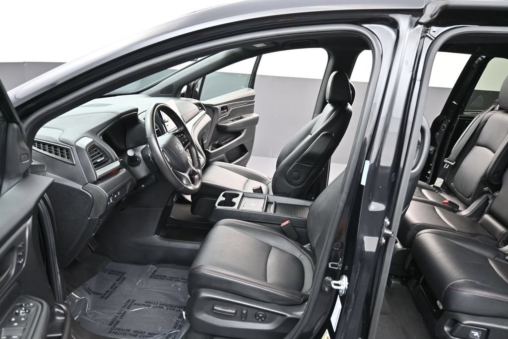 Used 2025 Honda Odyssey Sport-L image 12