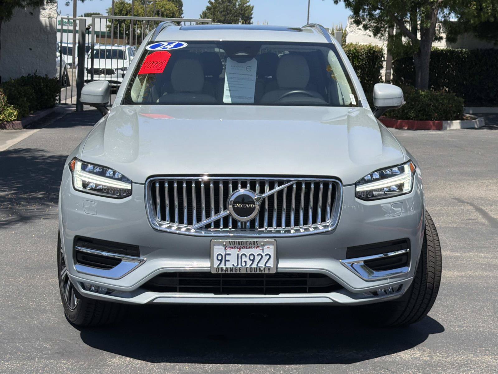 Certified 2024 Volvo XC90 B5 Core w/ Climate Package AWD/4WD image 2