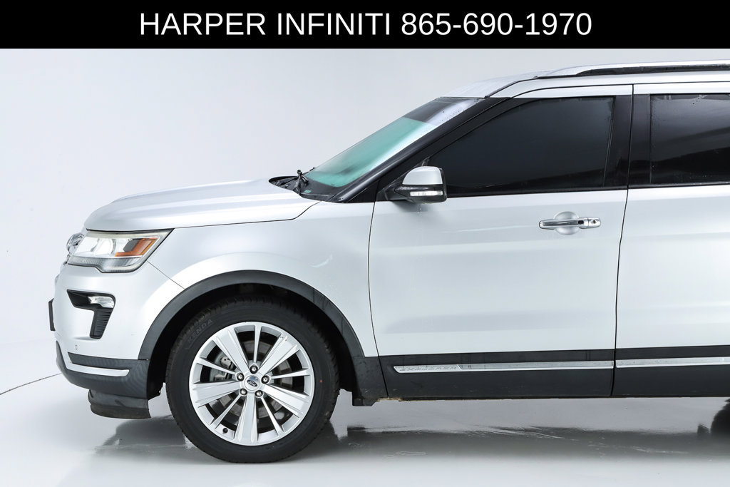 Used 2019 Ford Explorer Limited w/ Class III Trailer Tow Package FWD image 3