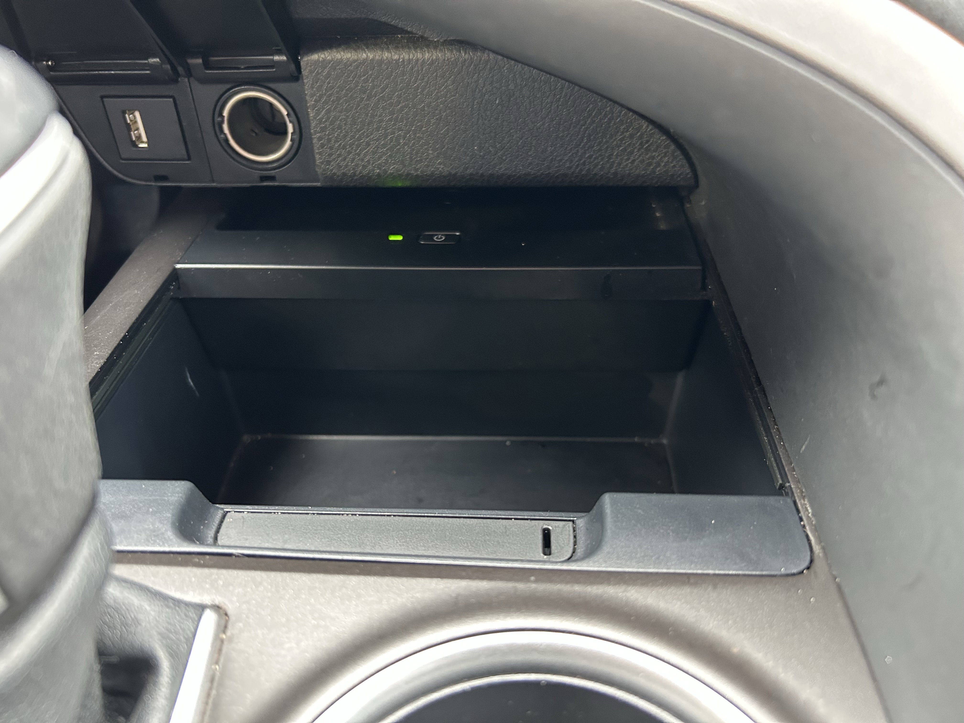 Certified 2022 Toyota Camry XLE FWD image 29