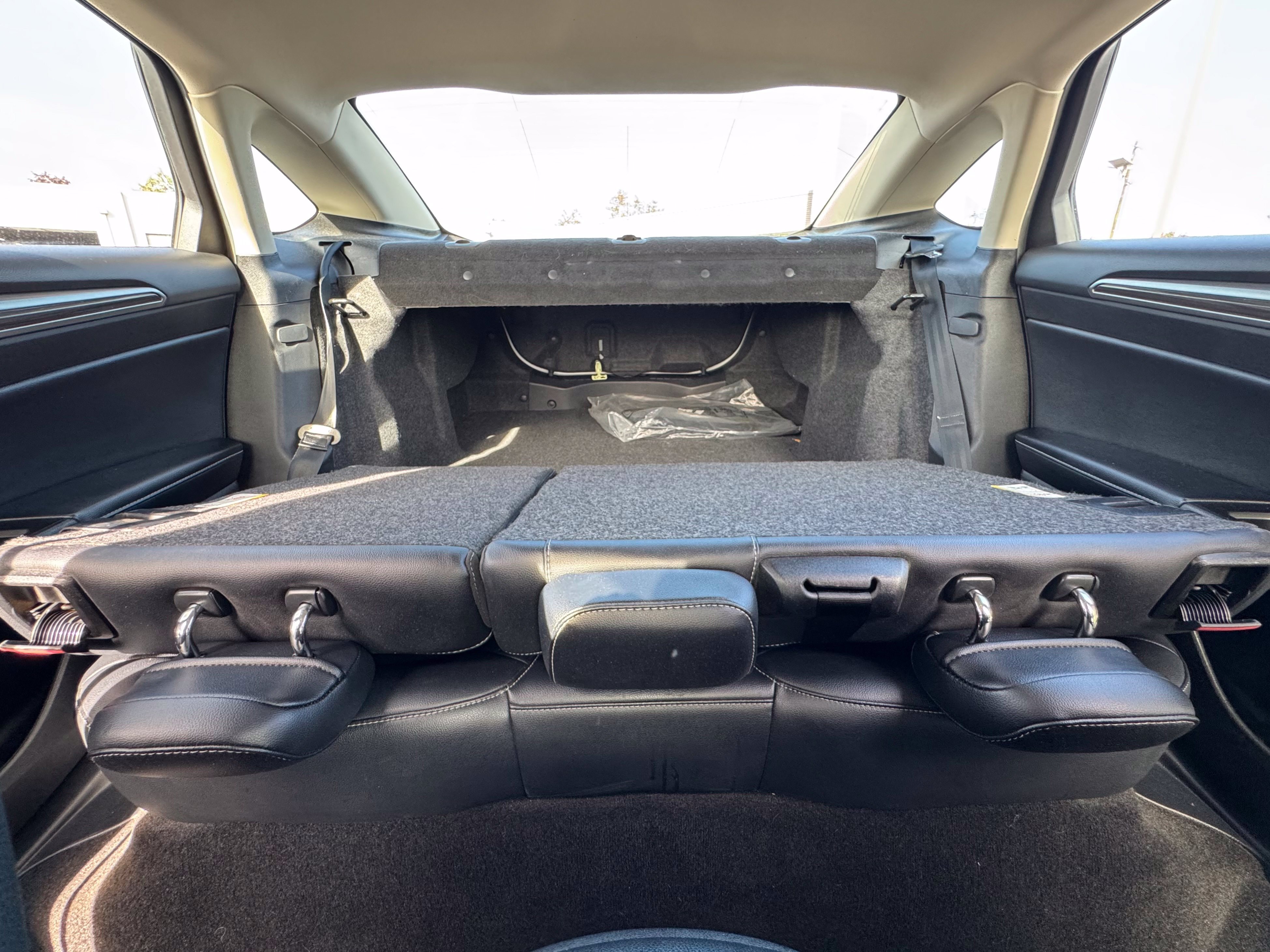 Used 2019 Ford Fusion SEL FWD image 30