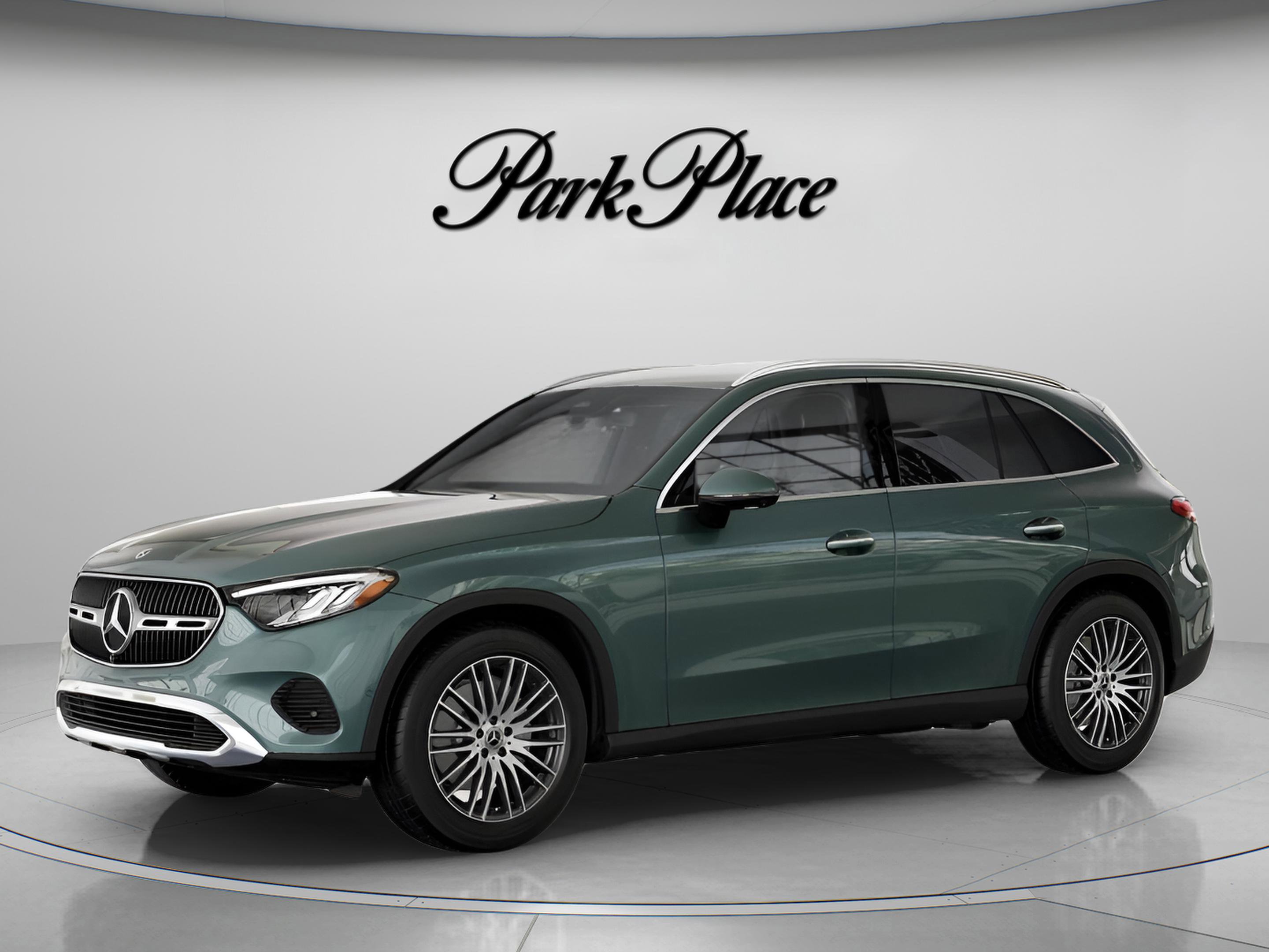 Certified 2026 Mercedes-Benz GLC 300 image 2