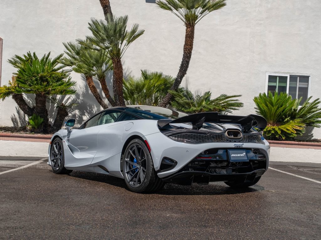 New 2026 McLaren 750S RWD image 34