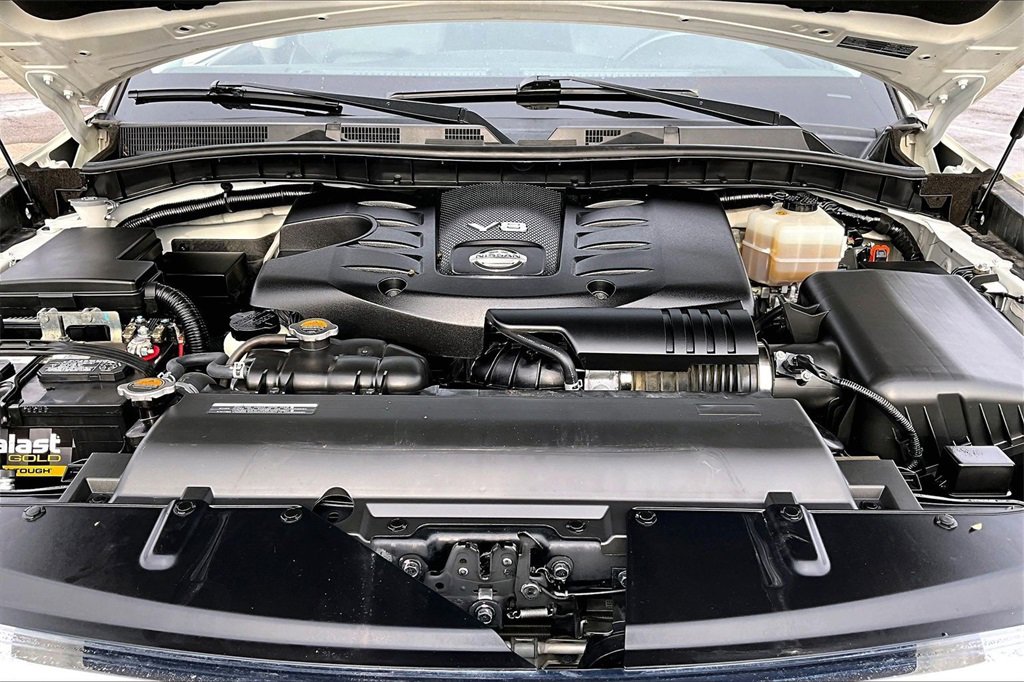 Used 2019 Nissan Armada Platinum w/ Captain's Chairs Package image 10