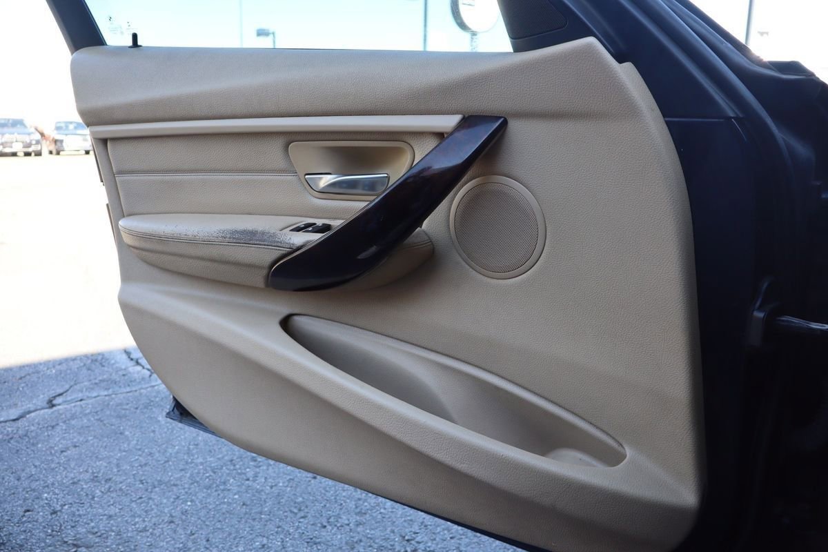 Used 2015 BMW 328i xDrive Sedan image 25