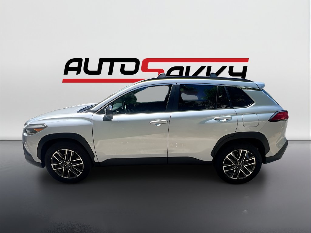 Used 2026 Toyota Corolla Cross XLE w/ Convenience Package AWD/4WD image 4