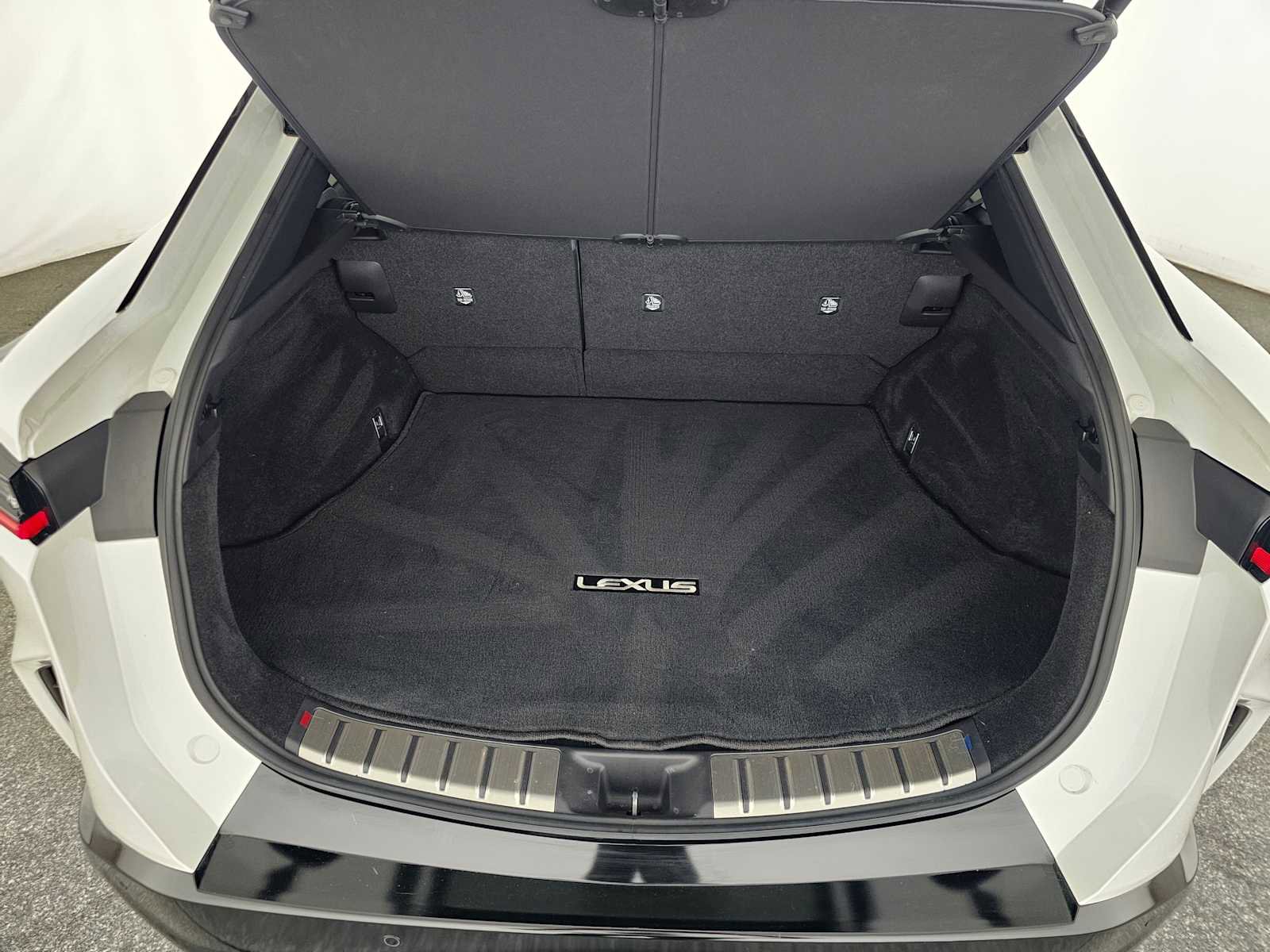 Certified 2023 Lexus RZ 450e Premium w/ Technology Package image 14