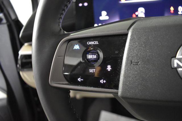 Certified 2025 Nissan Murano SL image 16