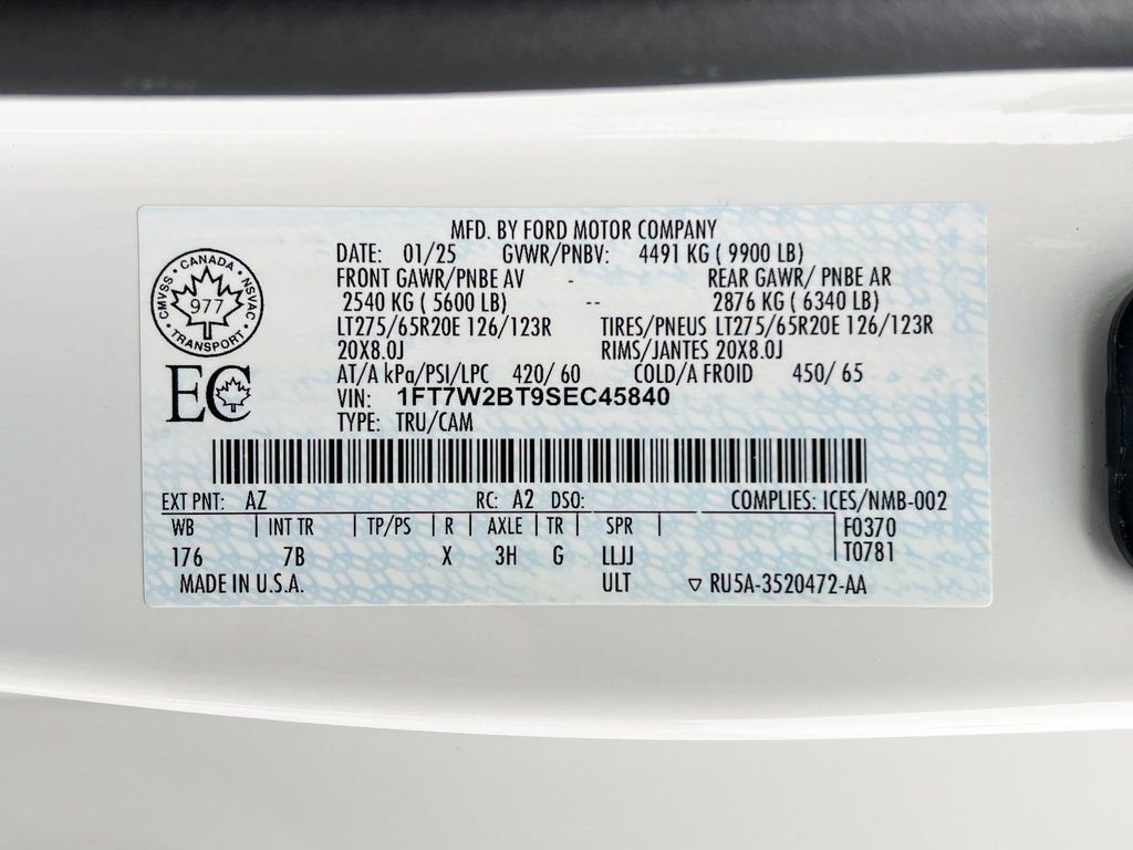 Used 2025 Ford F250 Platinum image 31