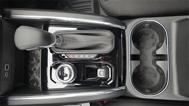 New 2026 GMC Canyon Elevation w/ Convenience Package image 29