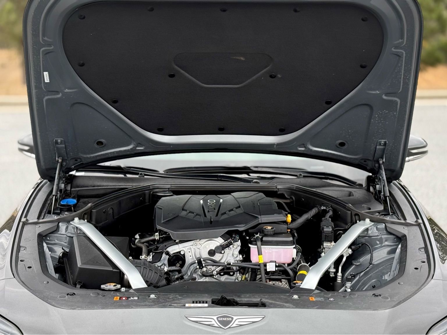 Used 2025 Genesis G70 2.5T image 46