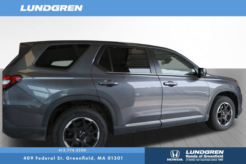 Used 2025 Honda Pilot EX-L image 10
