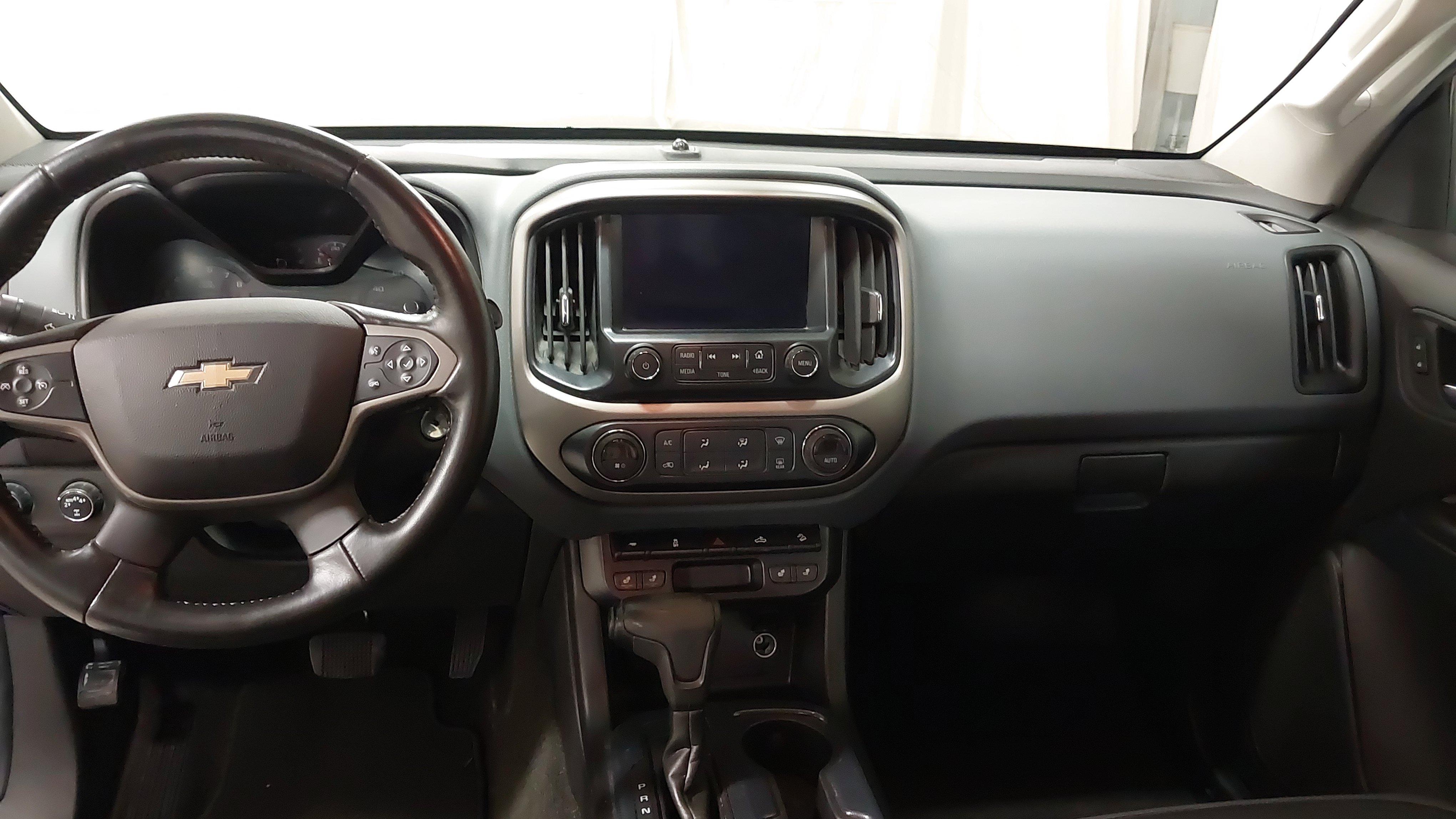 Used 2017 Chevrolet Colorado Z71 AWD/4WD image 26