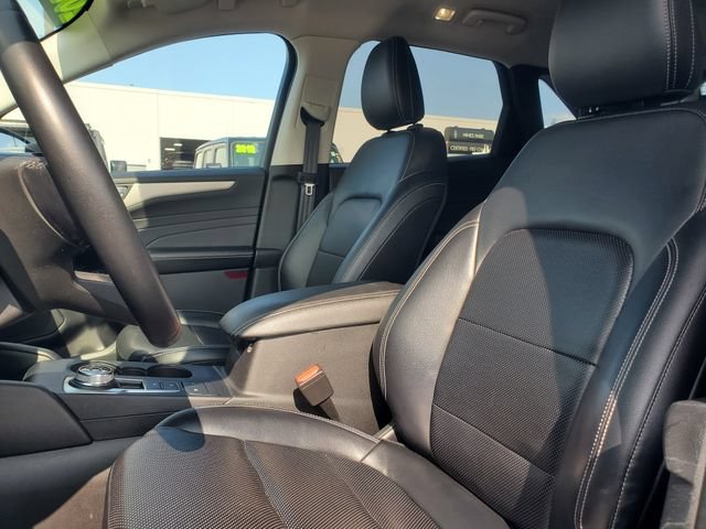 Used 2022 Ford Escape SEL AWD/4WD image 8