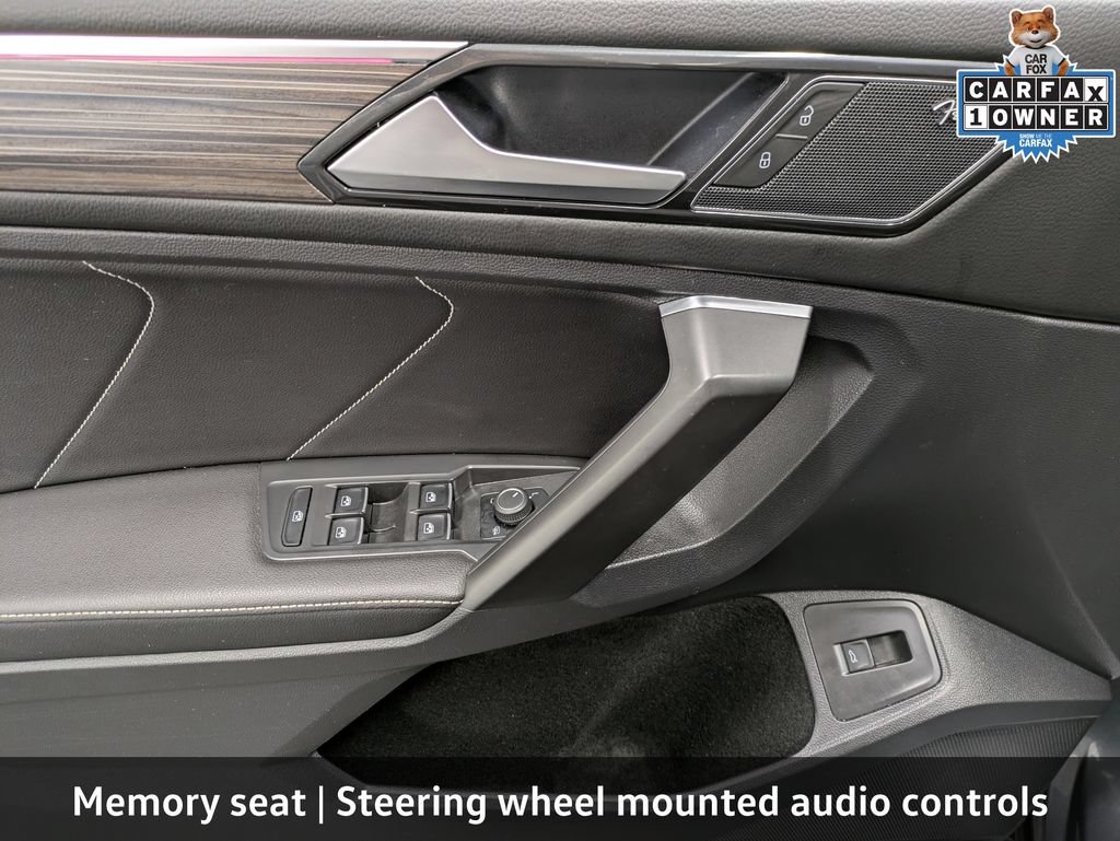 Used 2022 Volkswagen Tiguan SEL R-Line AWD/4WD image 12