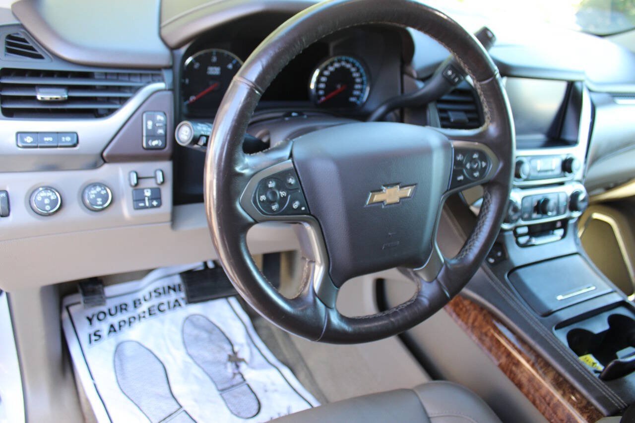 Used 2016 Chevrolet Tahoe LTZ AWD/4WD image 8