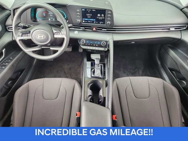 Certified 2025 Hyundai Elantra Blue image 20