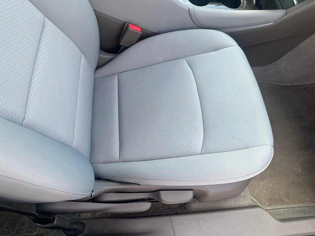 Used 2017 Chevrolet Malibu LT w/ Driver Confidence Package image 16