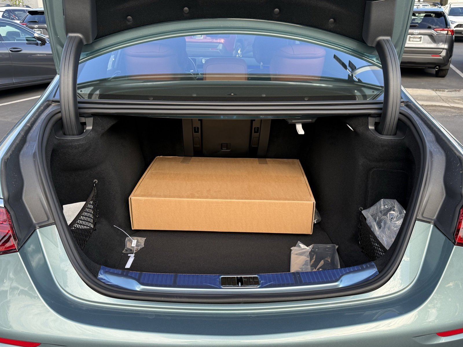 New 2026 Mercedes-Benz S 580 4MATIC Sedan image 12