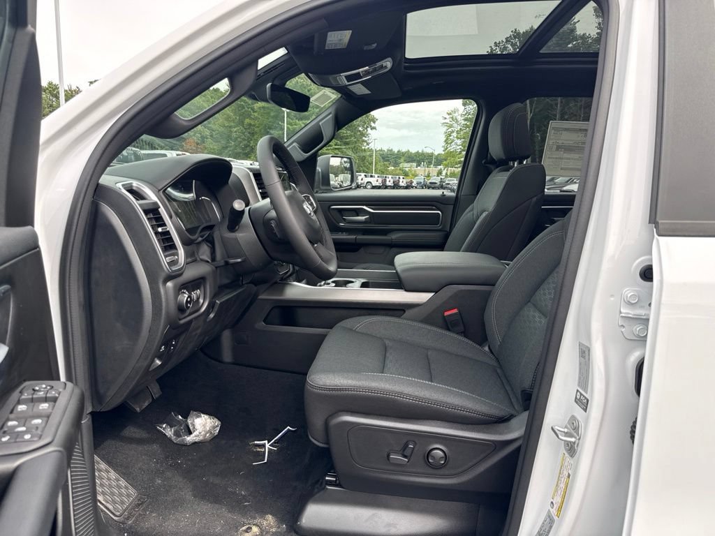 New 2026 RAM 1500 Big Horn AWD/4WD image 17