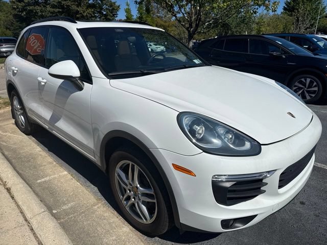 Used 2016 Porsche Cayenne AWD/4WD image 1