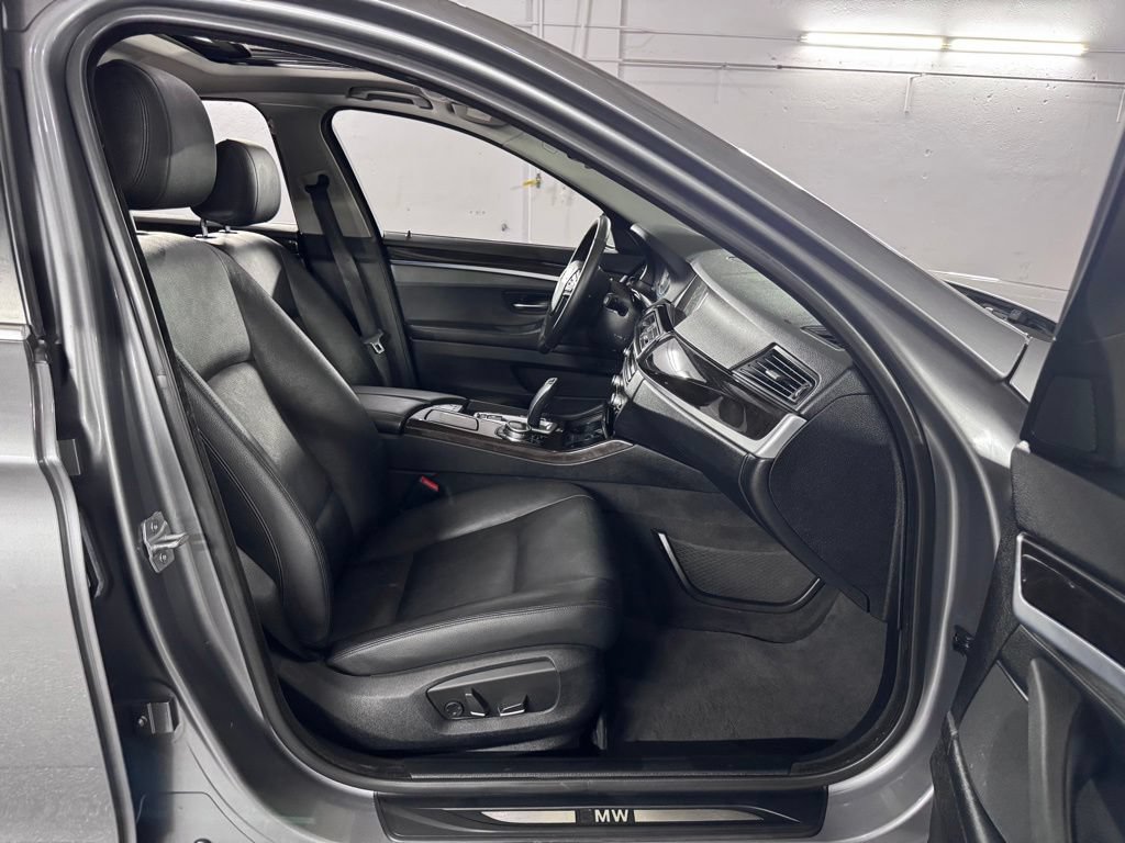 Used 2014 BMW 528i xDrive Sedan AWD/4WD image 50