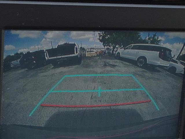 Used 2019 Toyota RAV4 XLE FWD image 12