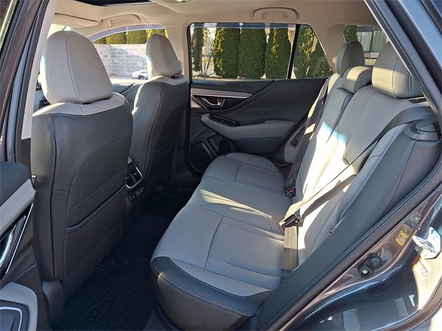 Used 2022 Subaru Outback Limited image 10