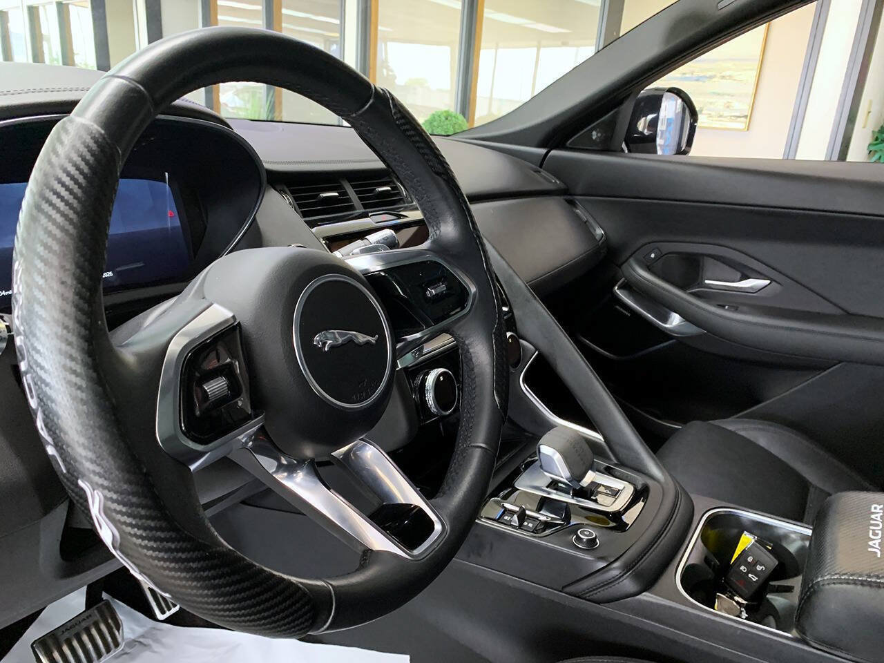Used 2021 Jaguar E-PACE SE AWD/4WD image 10